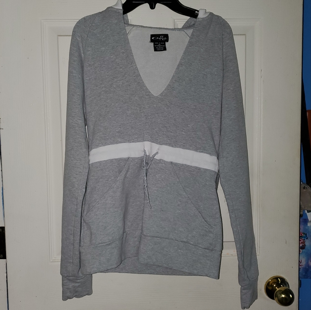 5 for $25 | Y2K Oakley V-Neck Pullover Hooded Sweater with Front Pocket